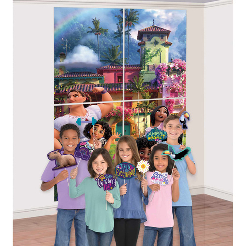 Disney Encanto Scene Setter with Assorted Photo Props
